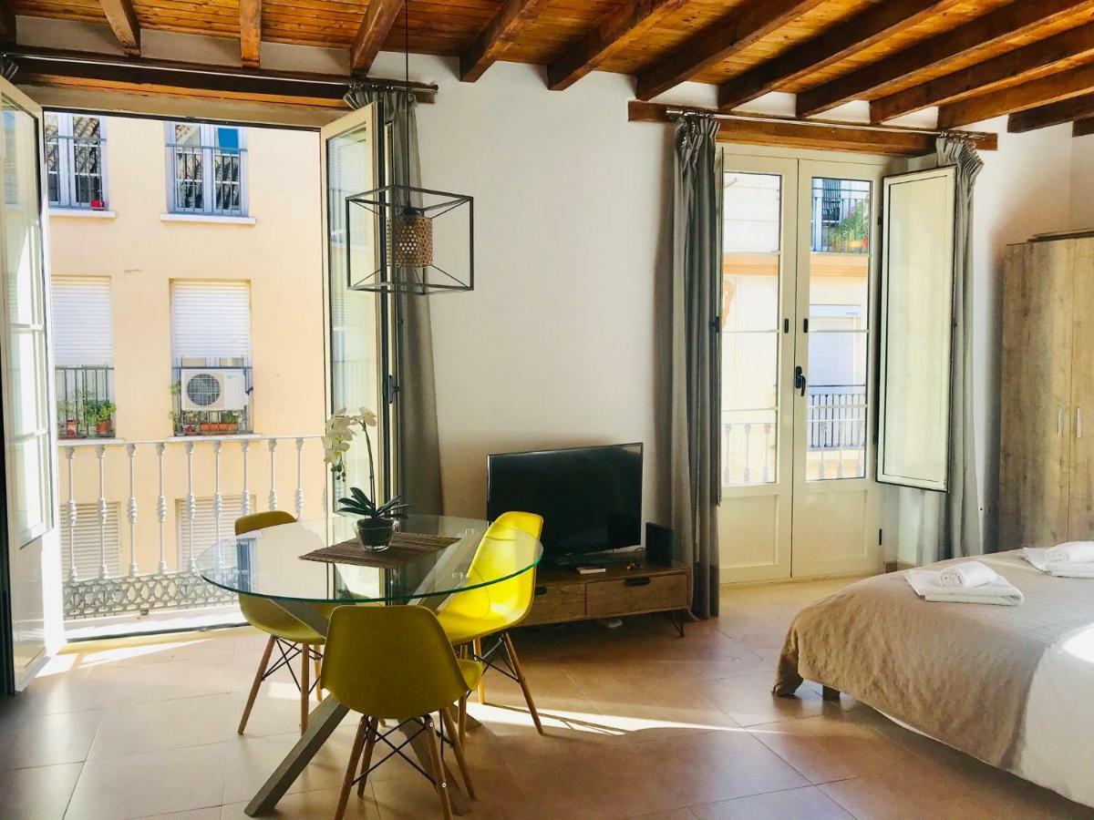 Homely Malaga Loft Gaona Centro Exterior photo
